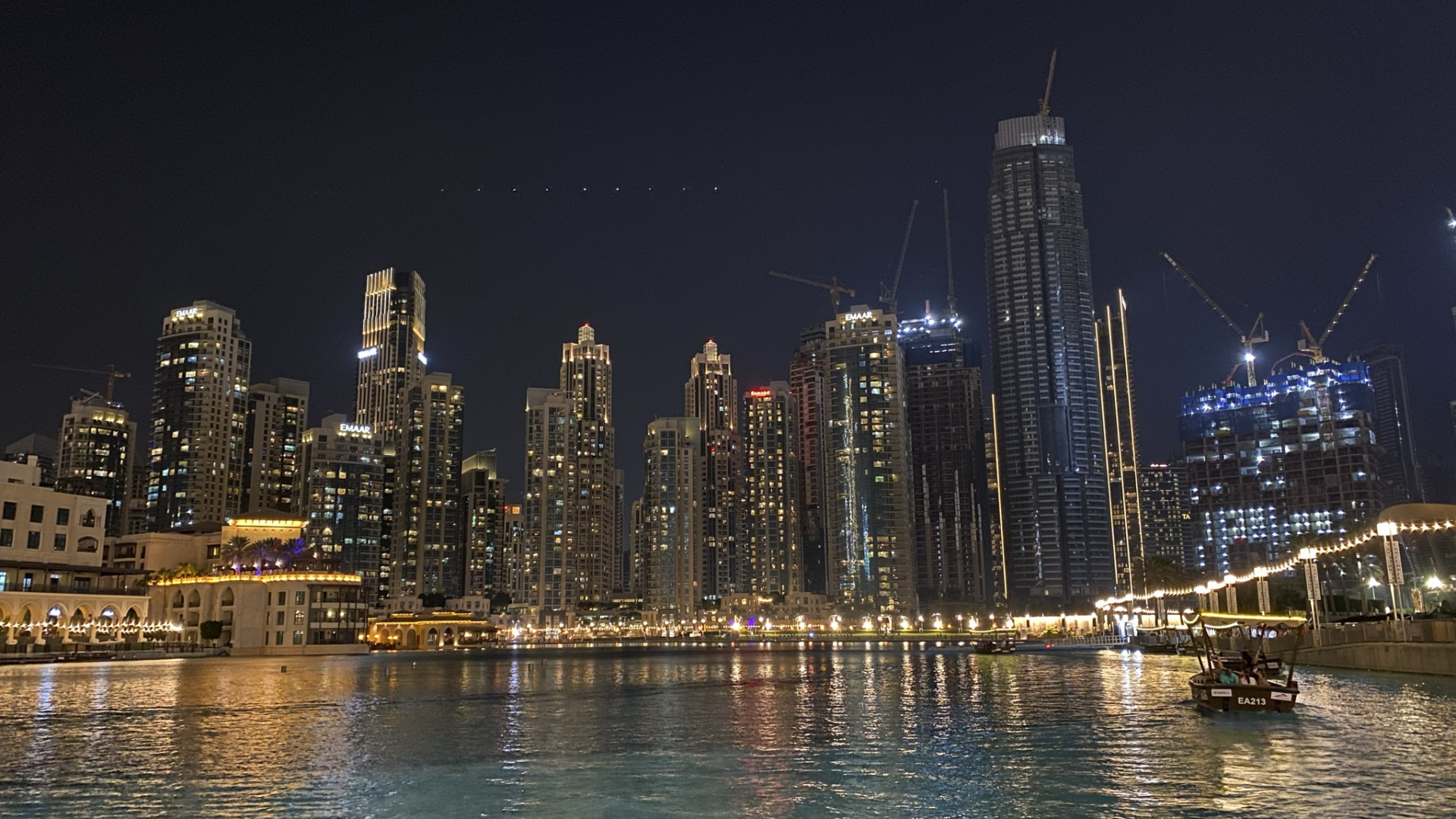 Обои Дубай, городской пейзаж, ночь, башня, город в разрешении 1920x1080