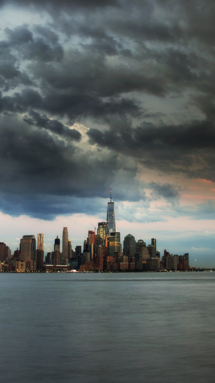 Обои линия горизонта, городской пейзаж, облако, город, дневное время в разрешении 750x1334