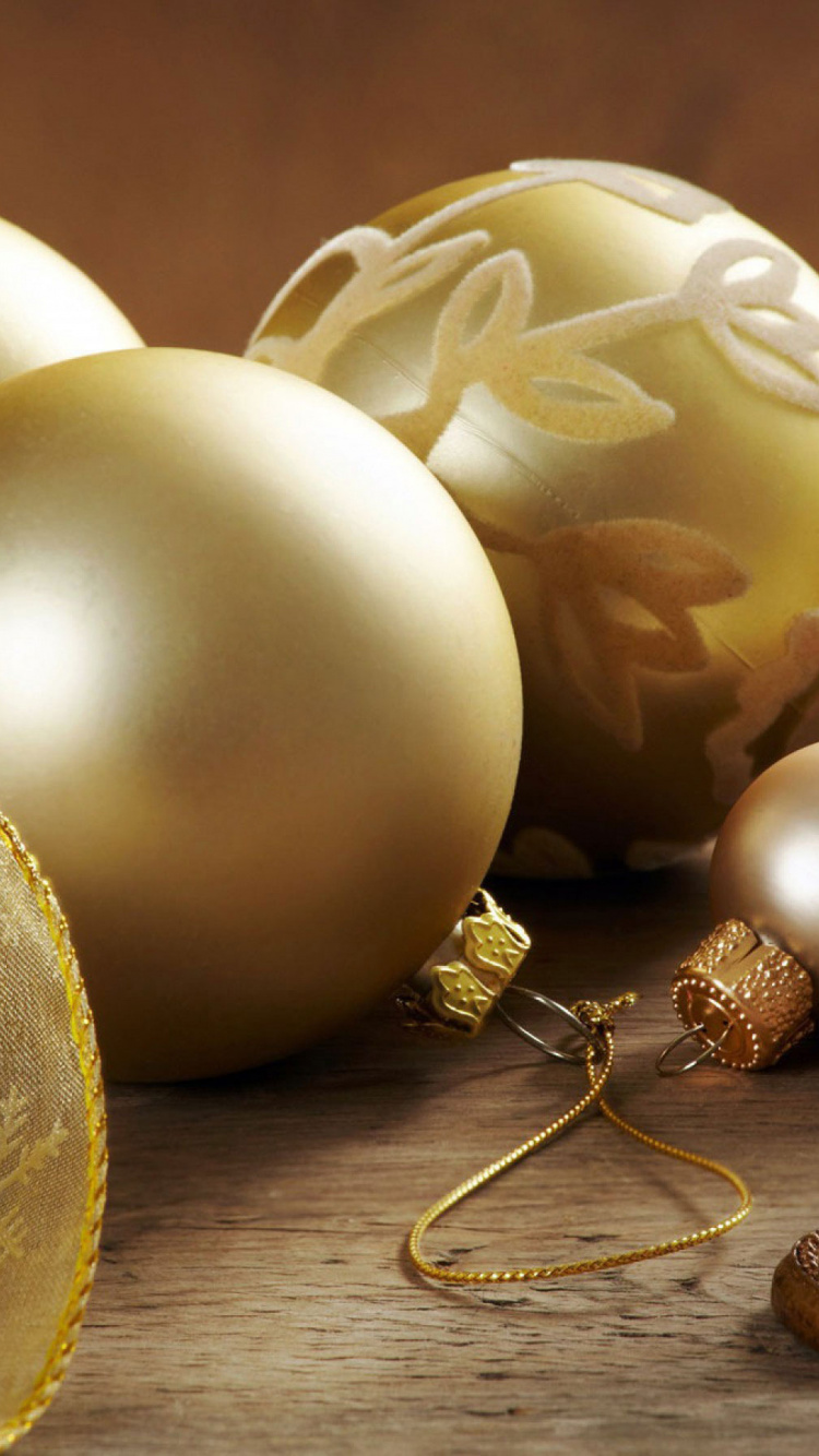 Обои Рождественский день, праздник, рождественский орнамент, натюрморт, Рождественские украшения в разрешении 750x1334