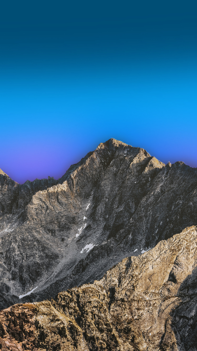 Обои облако, гора, склон, нагорье, коренная порода в разрешении 750x1334