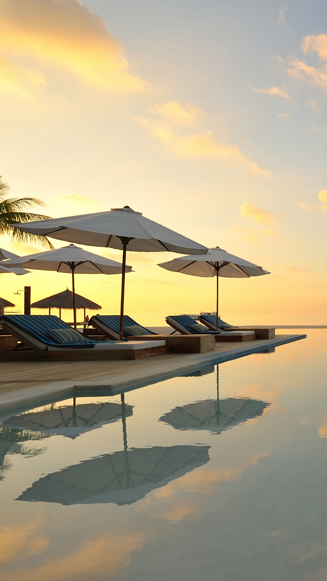 Обои лето, облако, море, утро, горизонт в разрешении 1080x1920