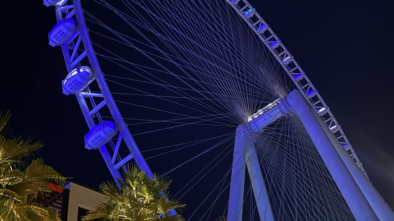 Обои Дубай, колесо обозрения, ночь, синий, городской район в разрешении 1366x768