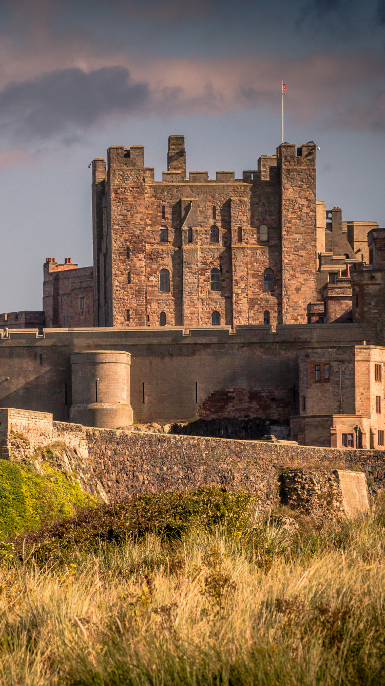 Обои Замок Бамбург, замок, природный ландшафт, развалины, фортификация в разрешении 750x1334