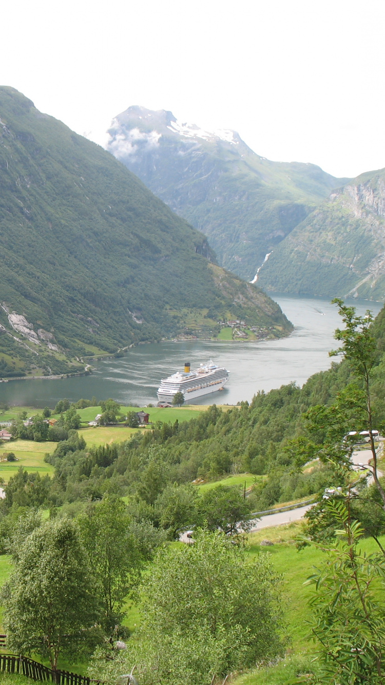 Обои нагорье, фьорд, Альпы, Долина, гора в разрешении 750x1334