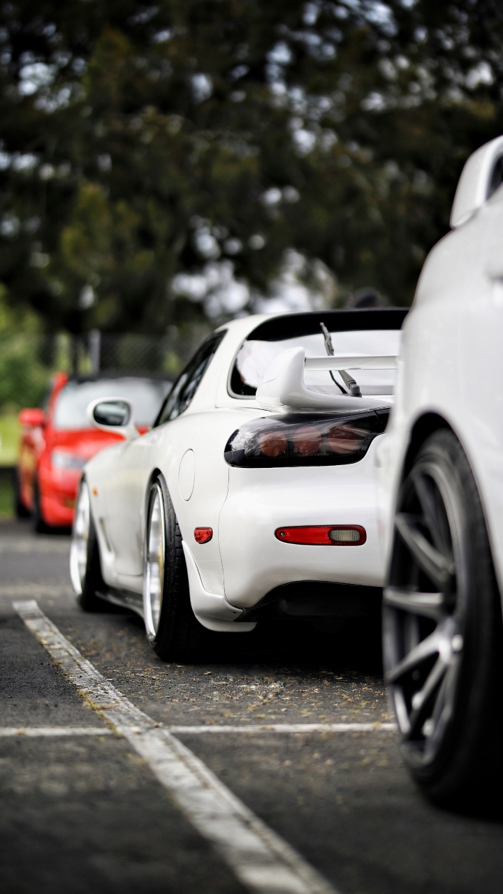 Обои Mazda RX-7, спортивный автомобиль, авто, колесо, Мазда в разрешении 720x1280