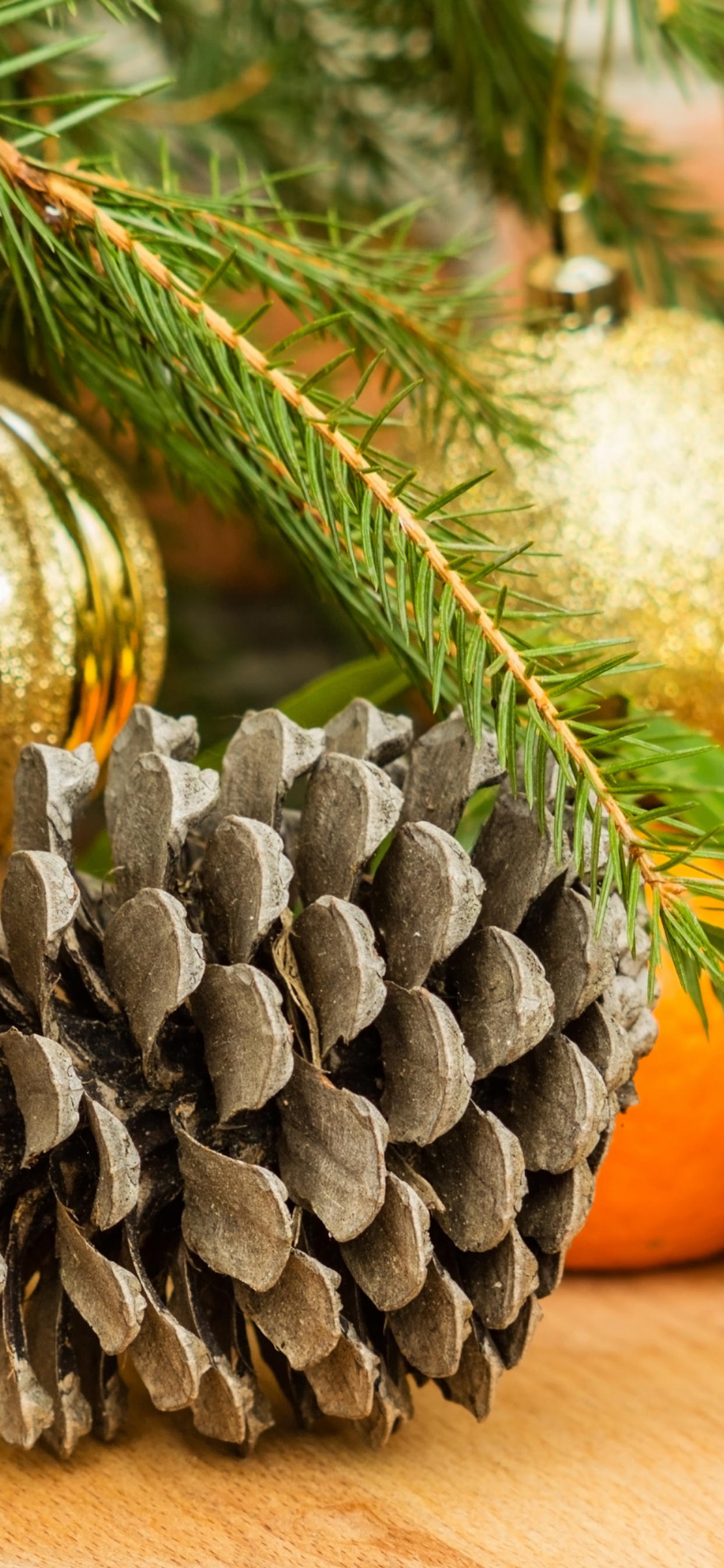 Обои Новый год, Рождественский день, рождественский орнамент, Рождественские украшения, елка в разрешении 1242x2688