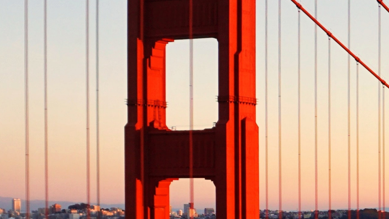 Обои iOS 16, ios, вода, сумрак, фасад в разрешении 1280x720