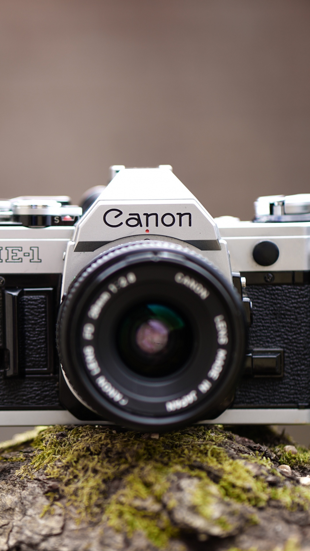 Обои оптика камеры, Точка-и-снимай камеры, канон, зеркальная камера, объектив камеры в разрешении 1080x1920