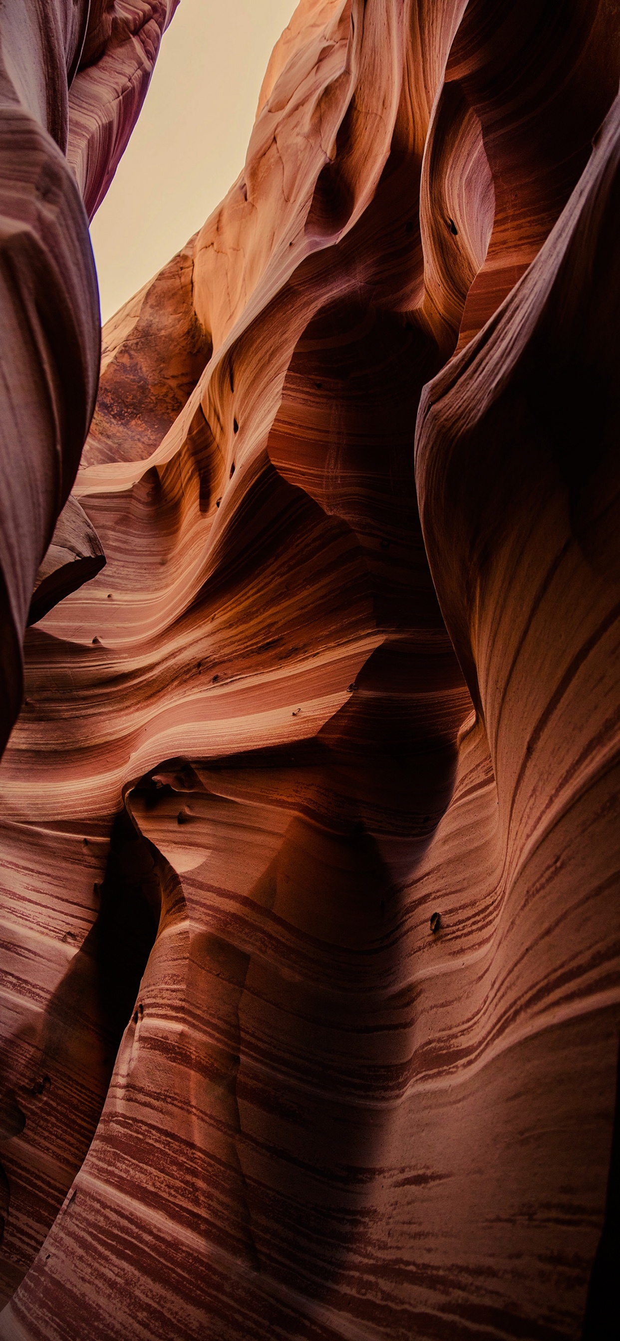 Обои htc u20, рок, природный ландшафт, формирование, пейзаж в разрешении 1242x2688