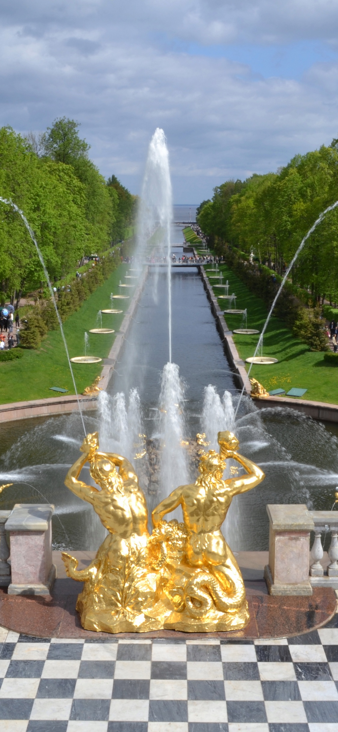 Обои достопримечательность, фонтан, водные элементы, городская площадь, дворец в разрешении 1125x2436