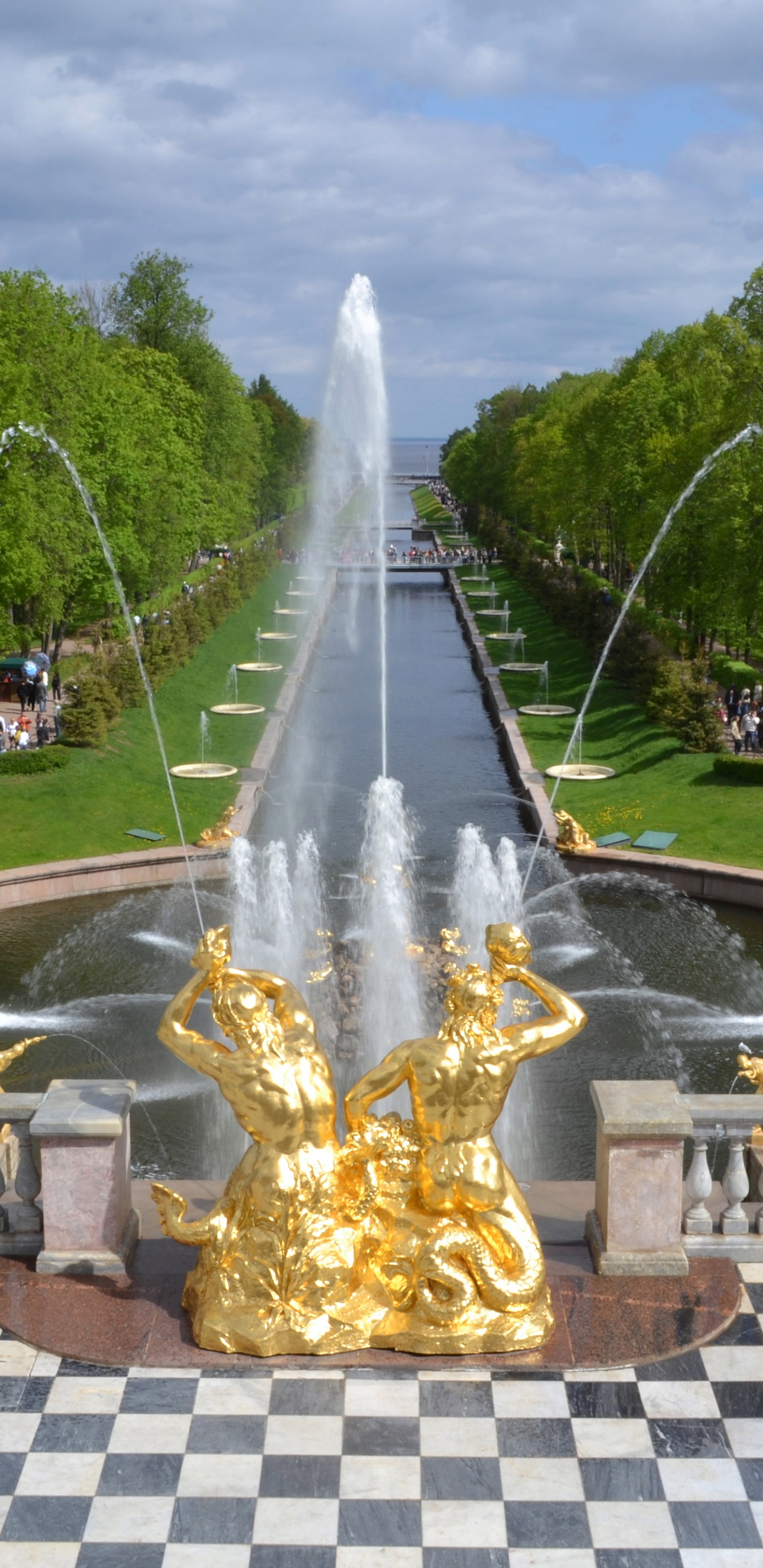 Обои достопримечательность, фонтан, водные элементы, городская площадь, дворец в разрешении 1440x2960