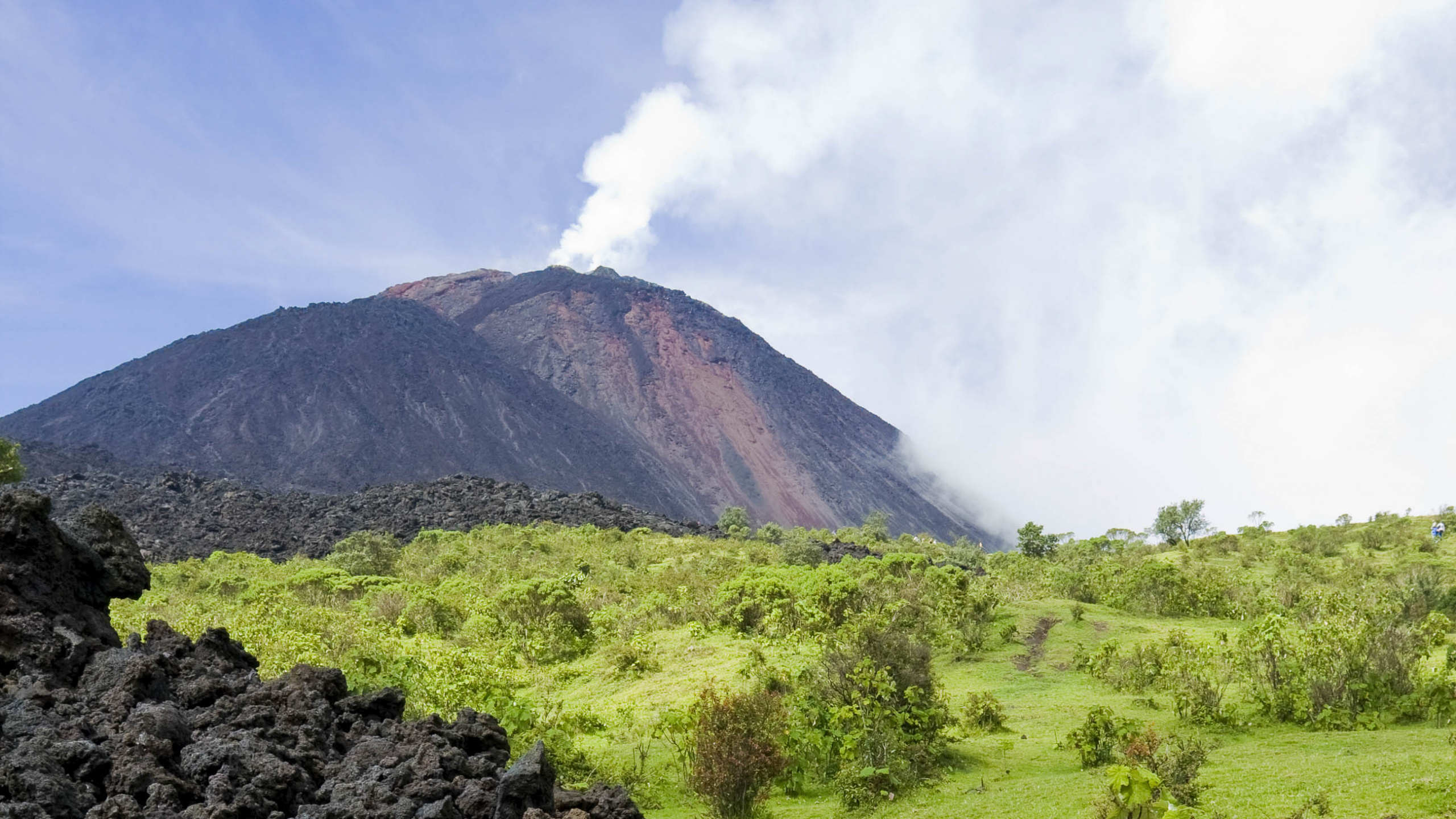 Обои пакае, пейзажи гор, вулкан, нагорье, гора в разрешении 2560x1440