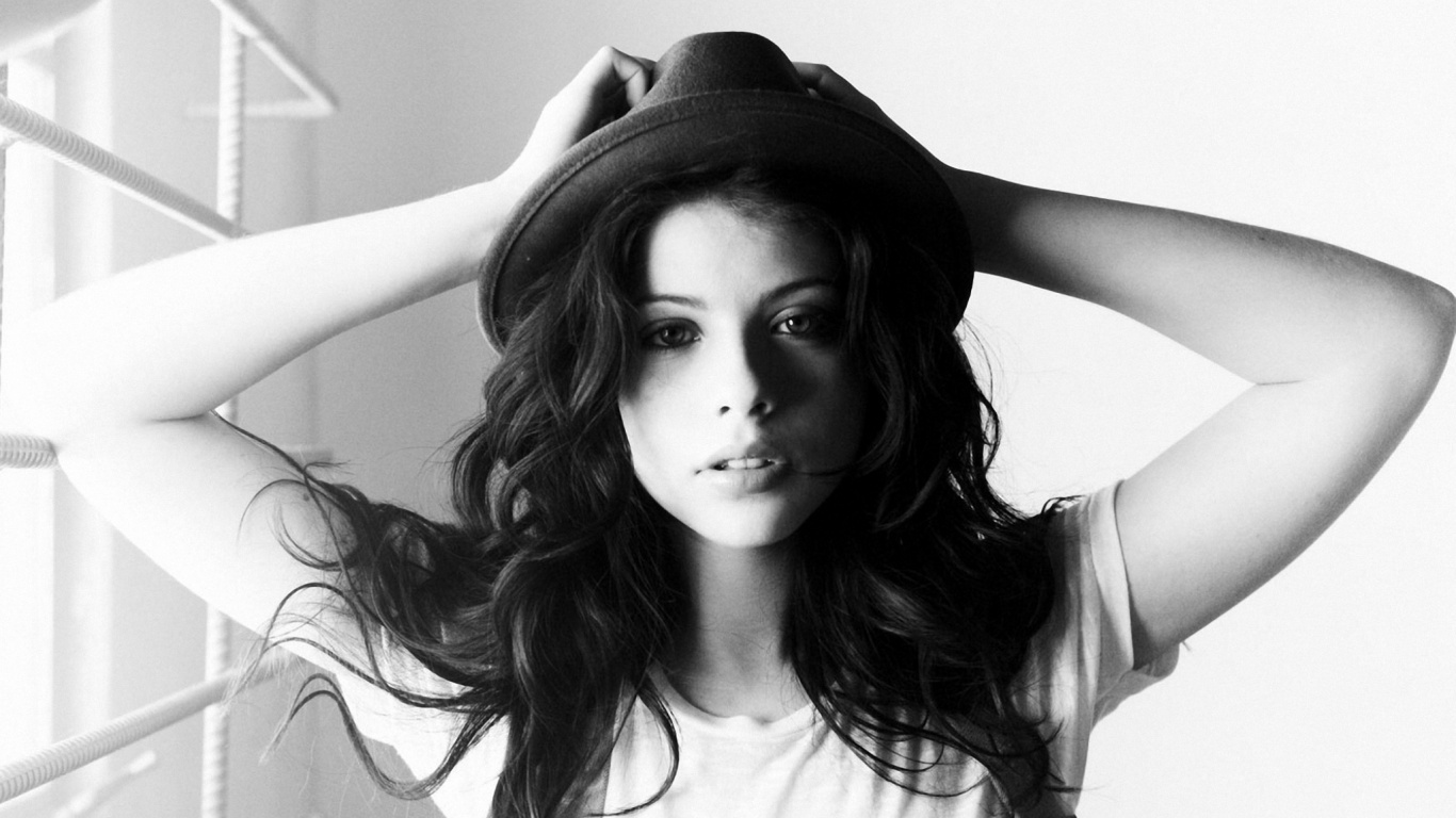 Обои Мишель Трахтенберг, актер, красота, актриса, модель в разрешении 1366x768