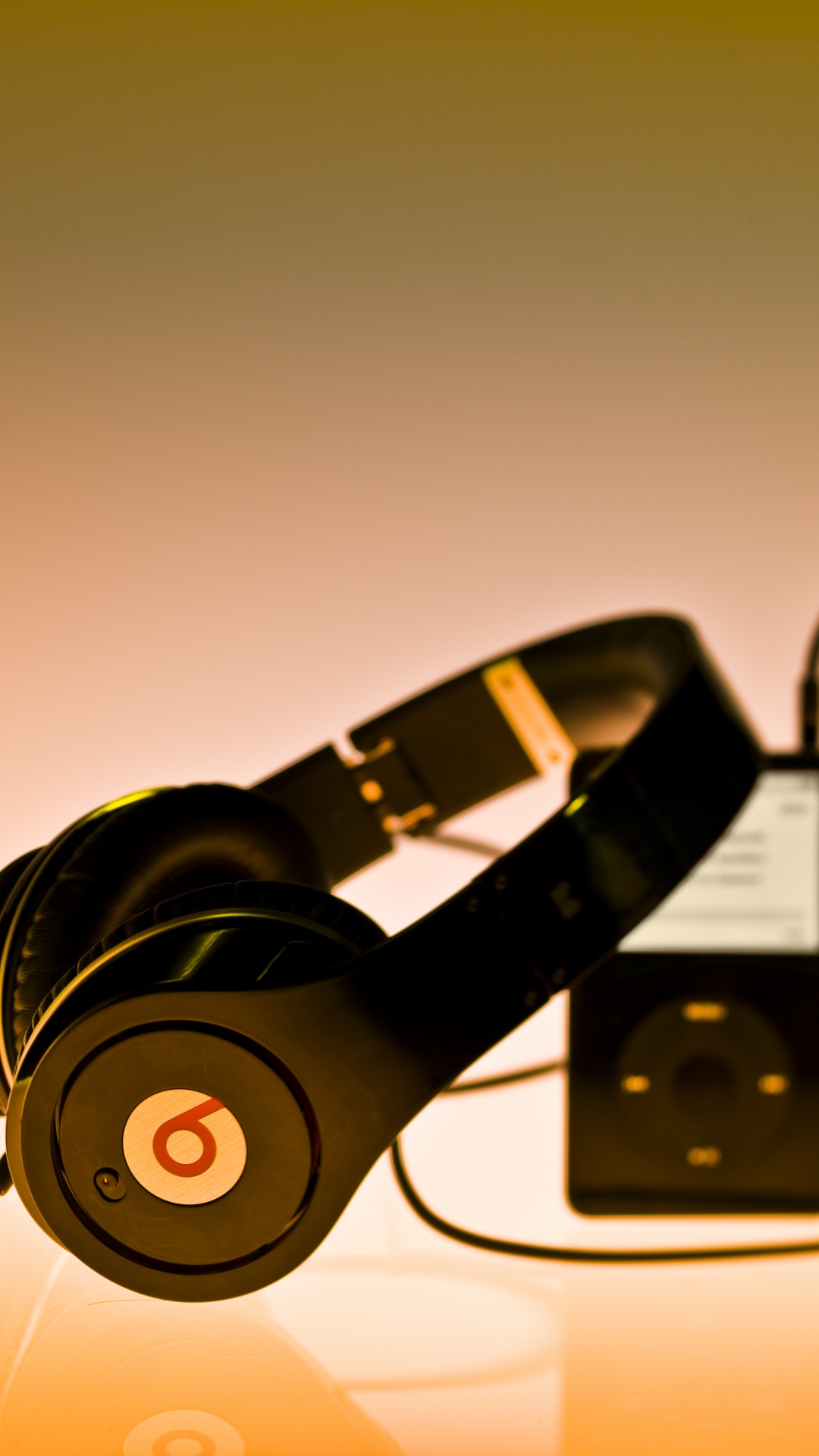 Обои beats electronics, наушники, звуковое оборудование, гаджет, технологии в разрешении 1080x1920