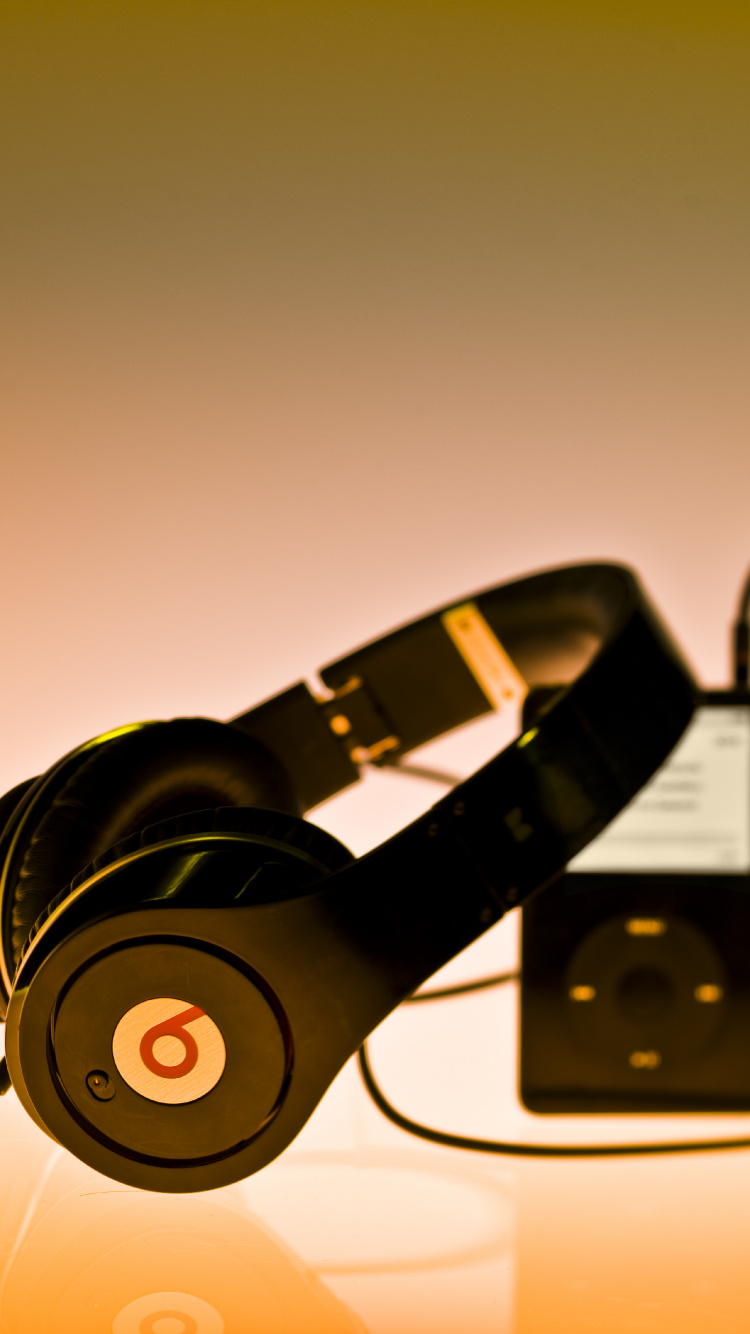Обои beats electronics, наушники, звуковое оборудование, гаджет, технологии в разрешении 750x1334