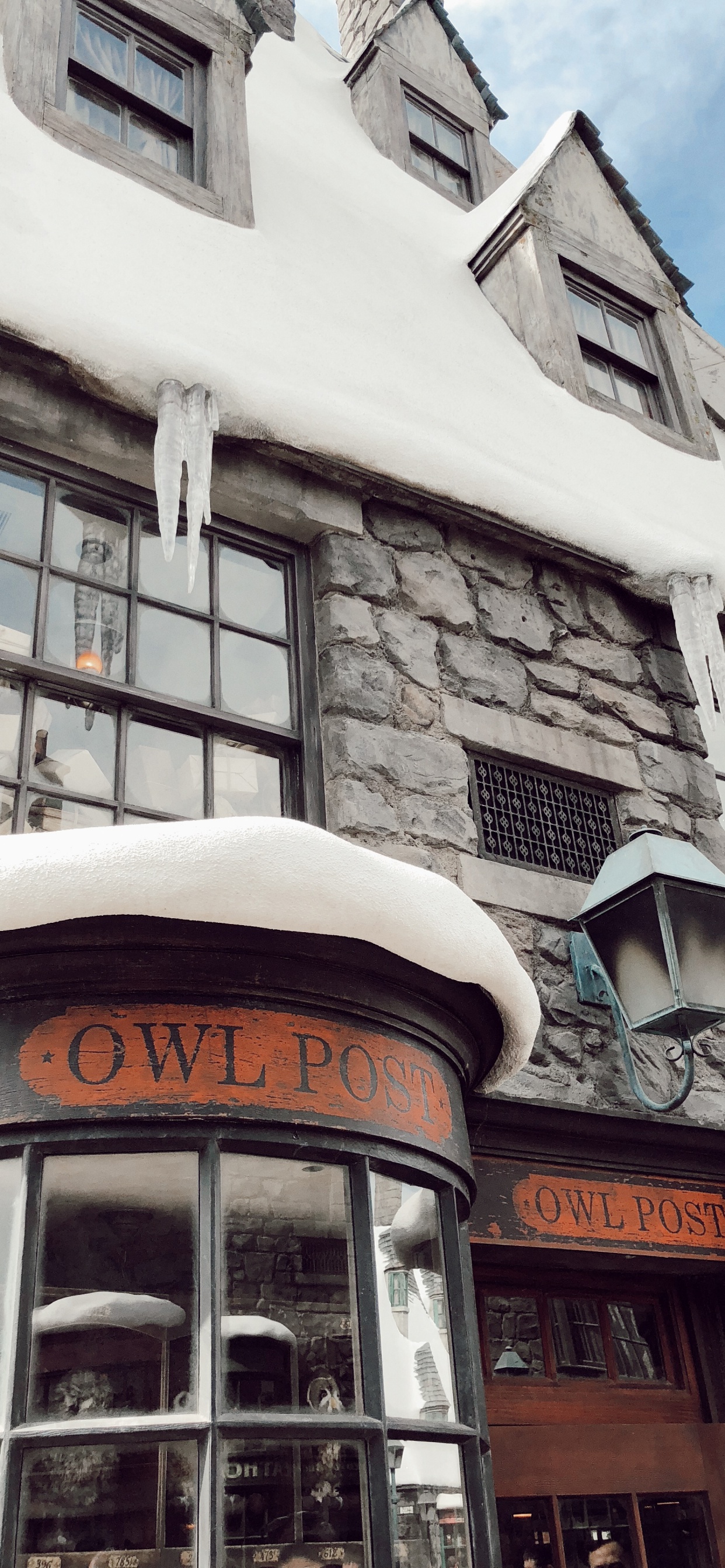 Обои косой переулок, архитектура, окно, фасад, стекло в разрешении 1242x2688