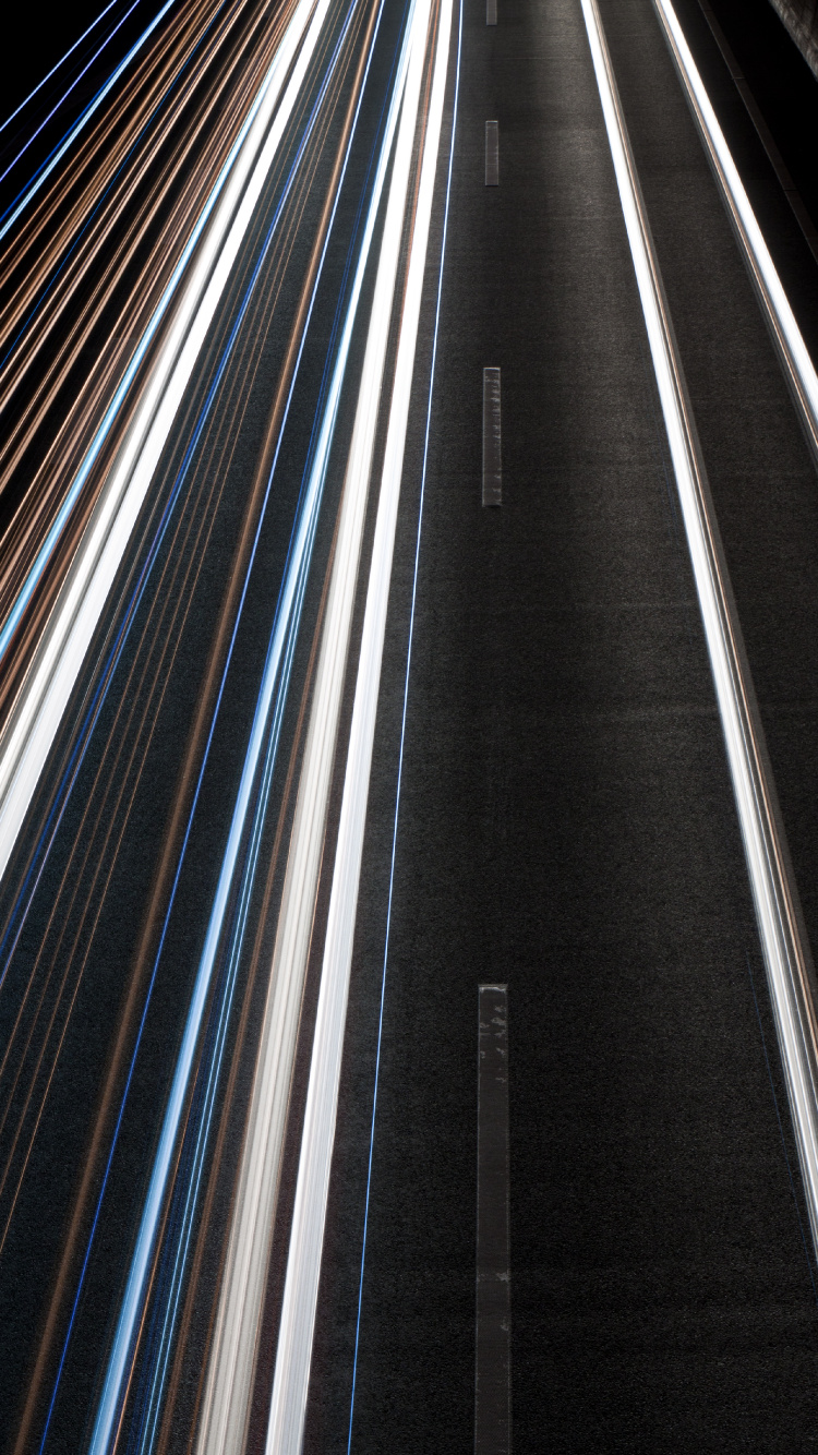 Обои сталь, линия, металл, дорога, архитектура в разрешении 750x1334