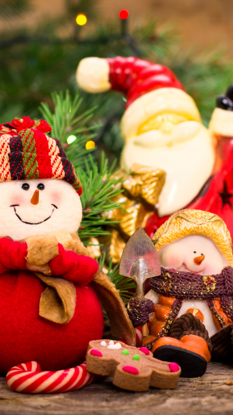 Обои Рождественский день, Санта-Клаус, Рождество, елка, рождественский орнамент в разрешении 750x1334