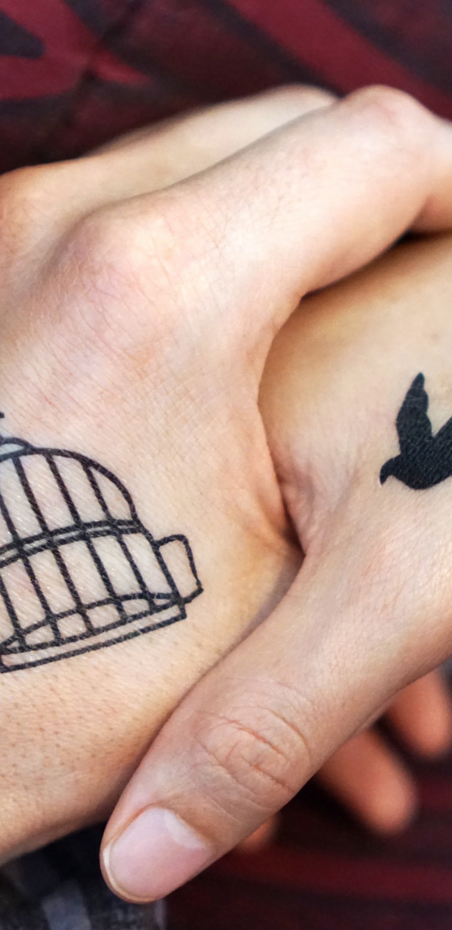 Обои тату, удаление татуировок, палец, наручные, временная татуировка в разрешении 1440x2960