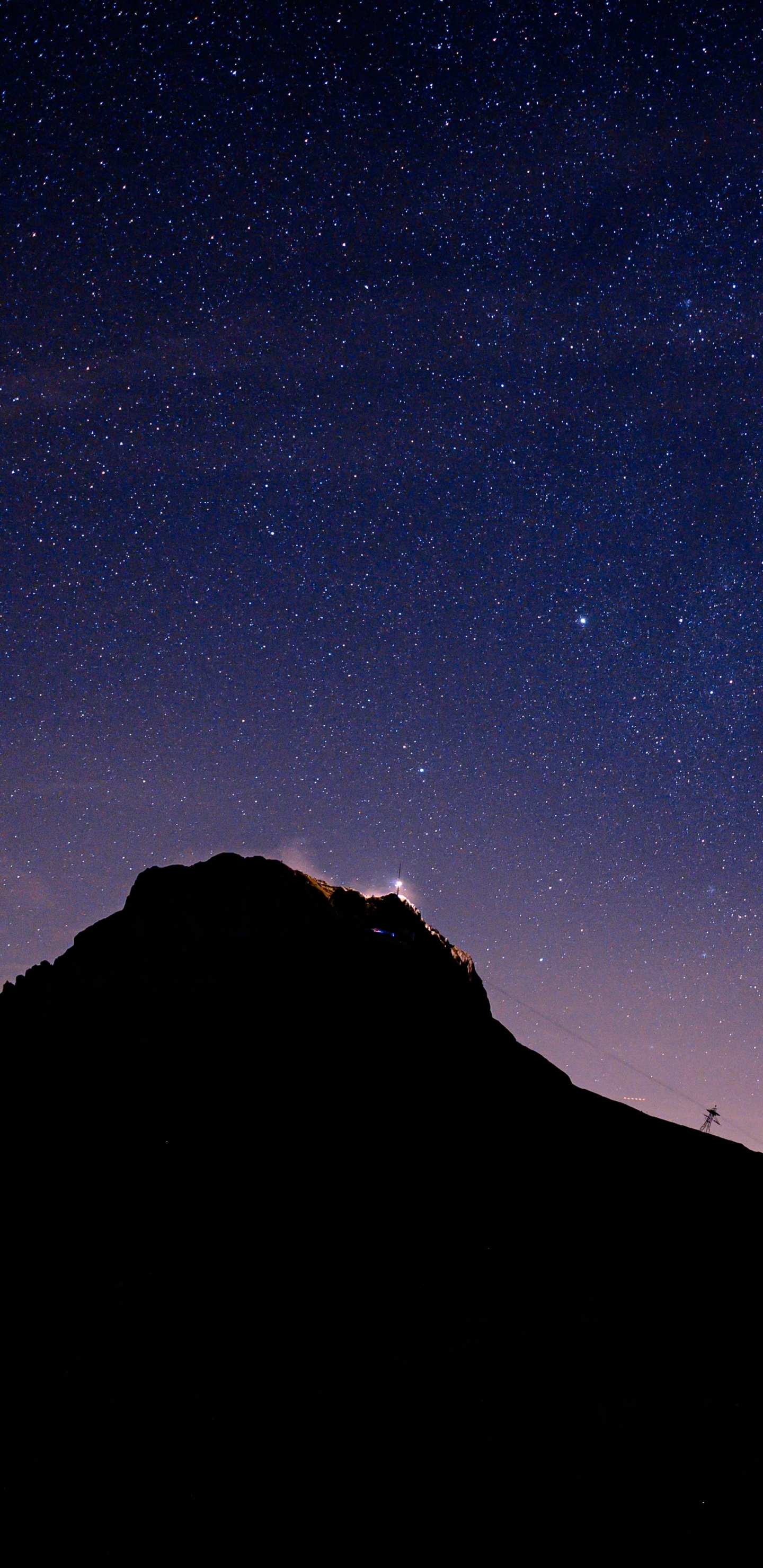 Обои ночь, гора, черный, синий, горный рельеф в разрешении 1440x2960