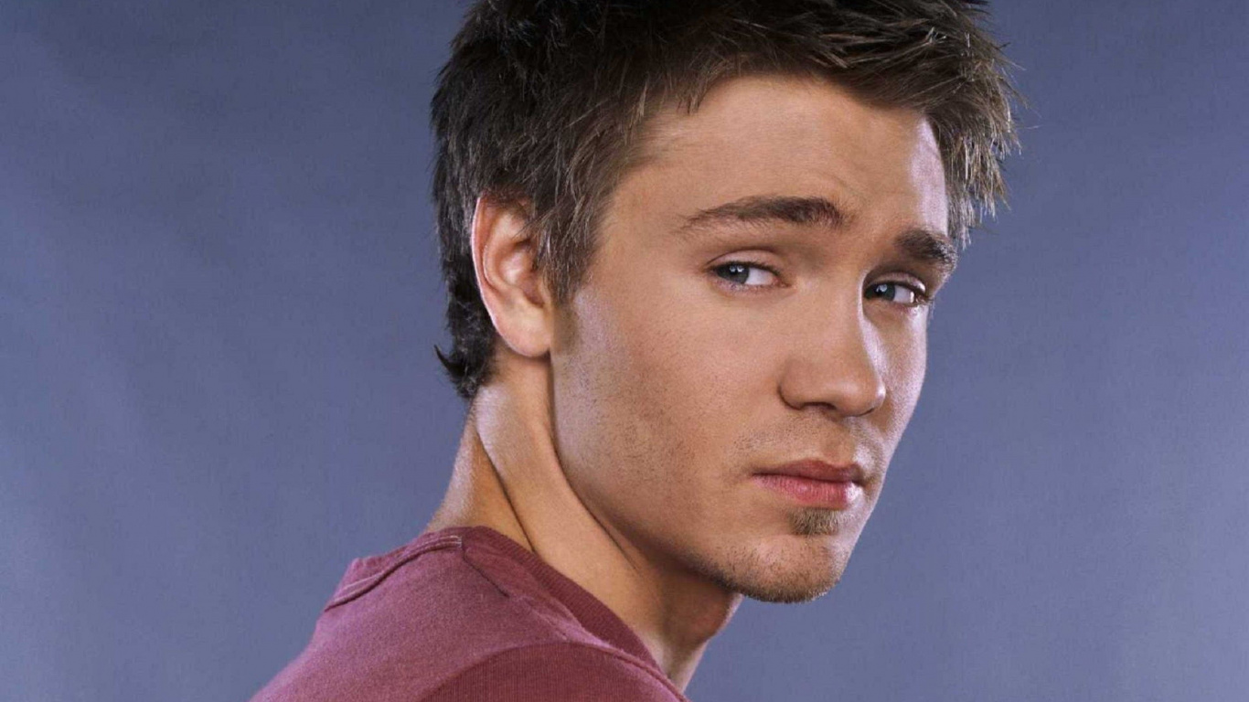 Обои знаменитость, подбородок, лоб, прическа, щека в разрешении 1366x768