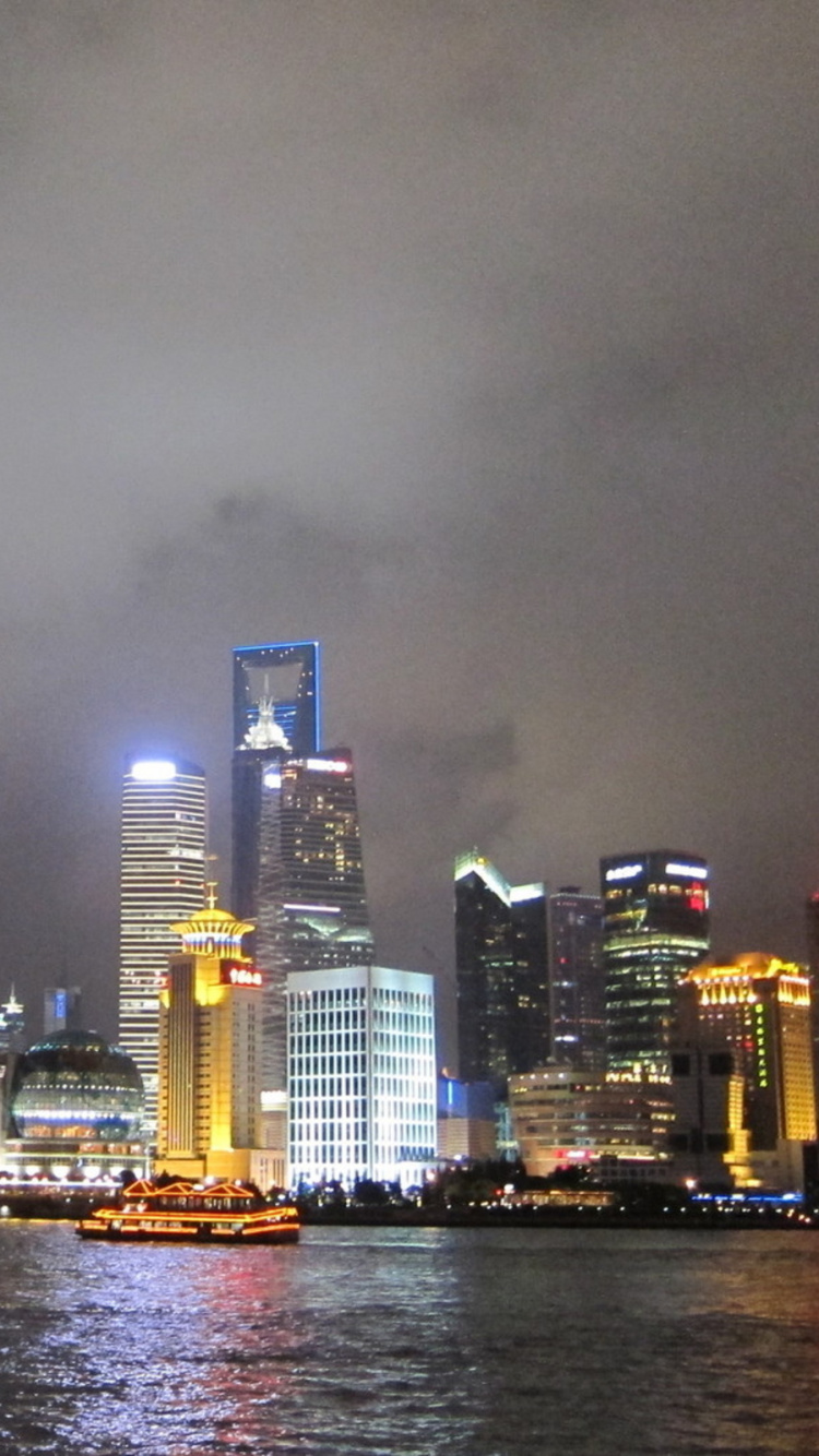 Обои город, городской пейзаж, небоскреб, метрополия, линия горизонта в разрешении 750x1334