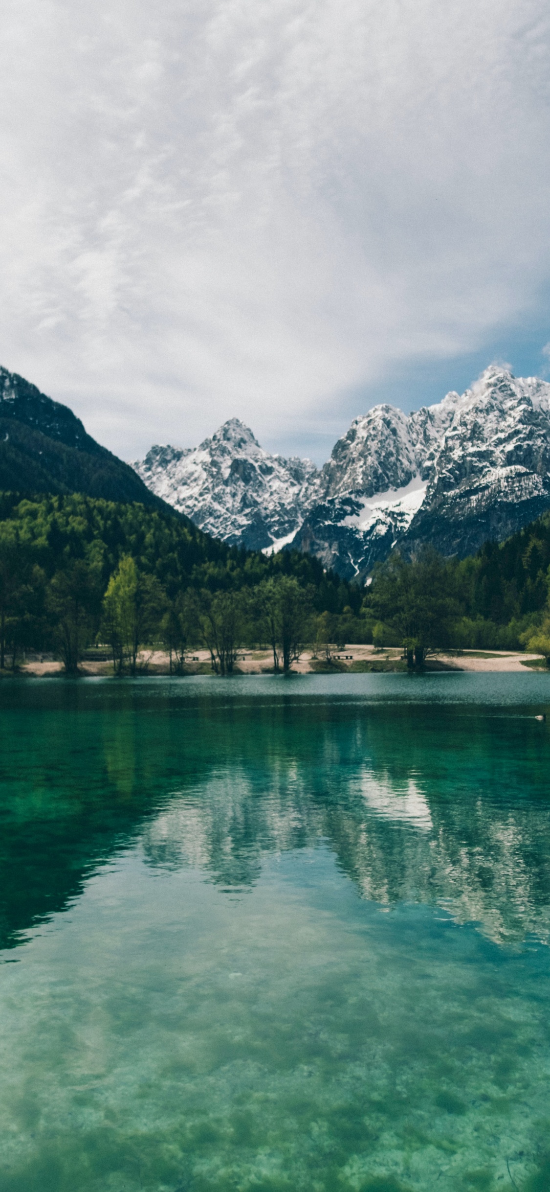 Обои Национальный Парк Триглав, Швейцарский Национальный Парк, моренное озеро, национальный парк, природа в разрешении 1125x2436