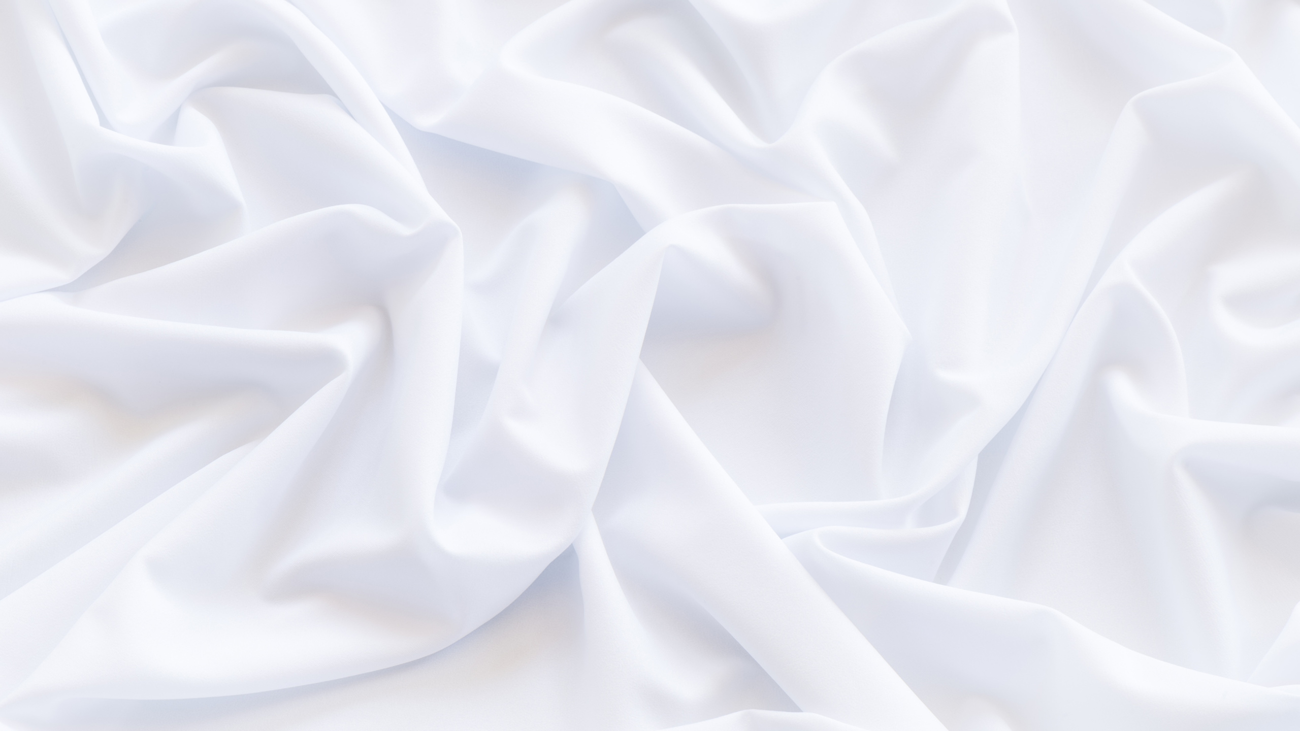 Обои белые, ткань, атласный, шелк, лепесток в разрешении 2560x1440