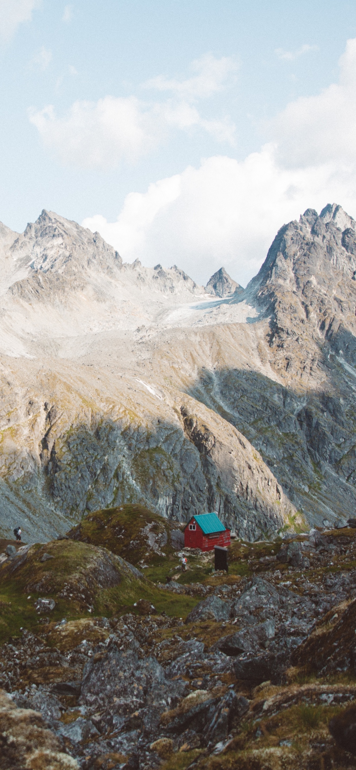 Обои гора, хребет, горный хребет, горный рельеф, нагорье в разрешении 1242x2688