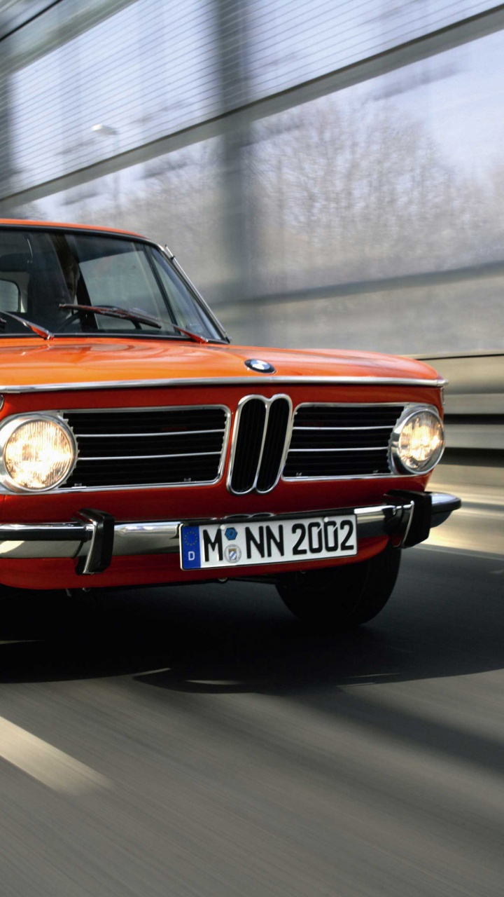 Обои BMW 2002tii, авто, спорткар, bmw, BMW новый класс в разрешении 720x1280