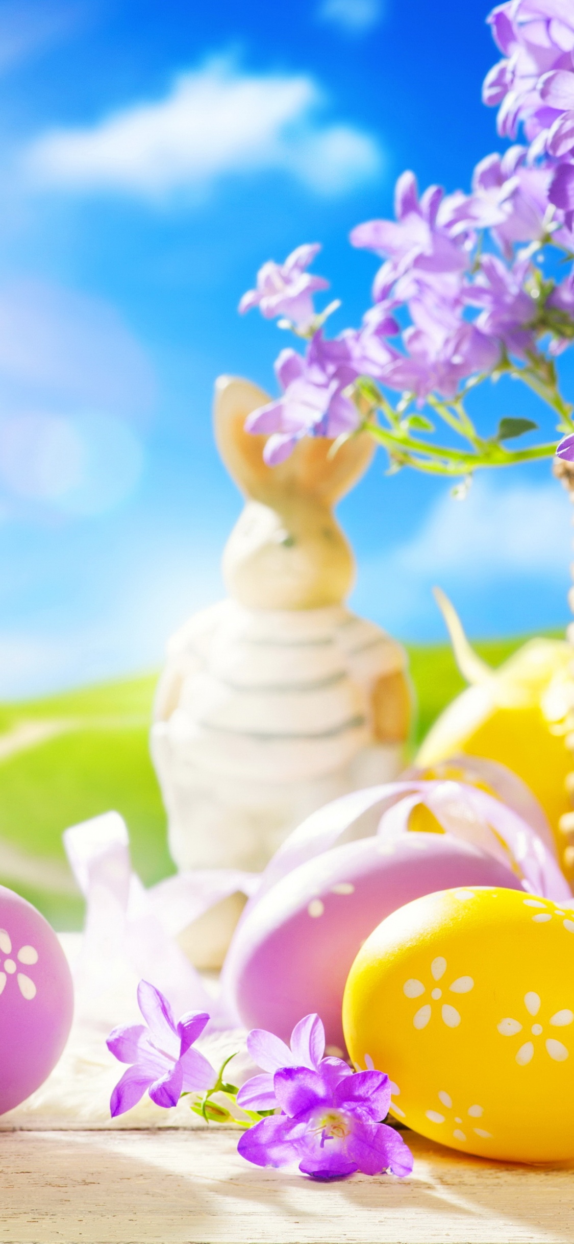 Обои пасхальный кролик, весна, пурпур, сирень, цветок в разрешении 1125x2436