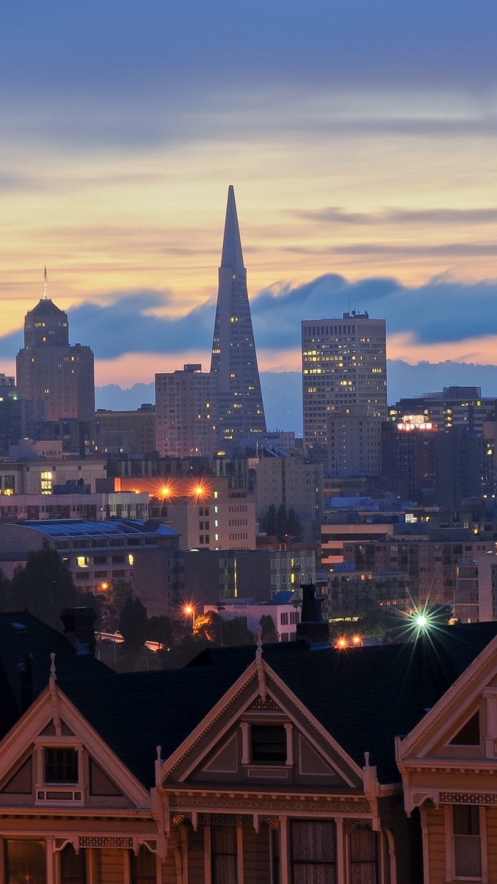 Обои Окрашенные Дамы, город, городской пейзаж, городской район, линия горизонта в разрешении 720x1280