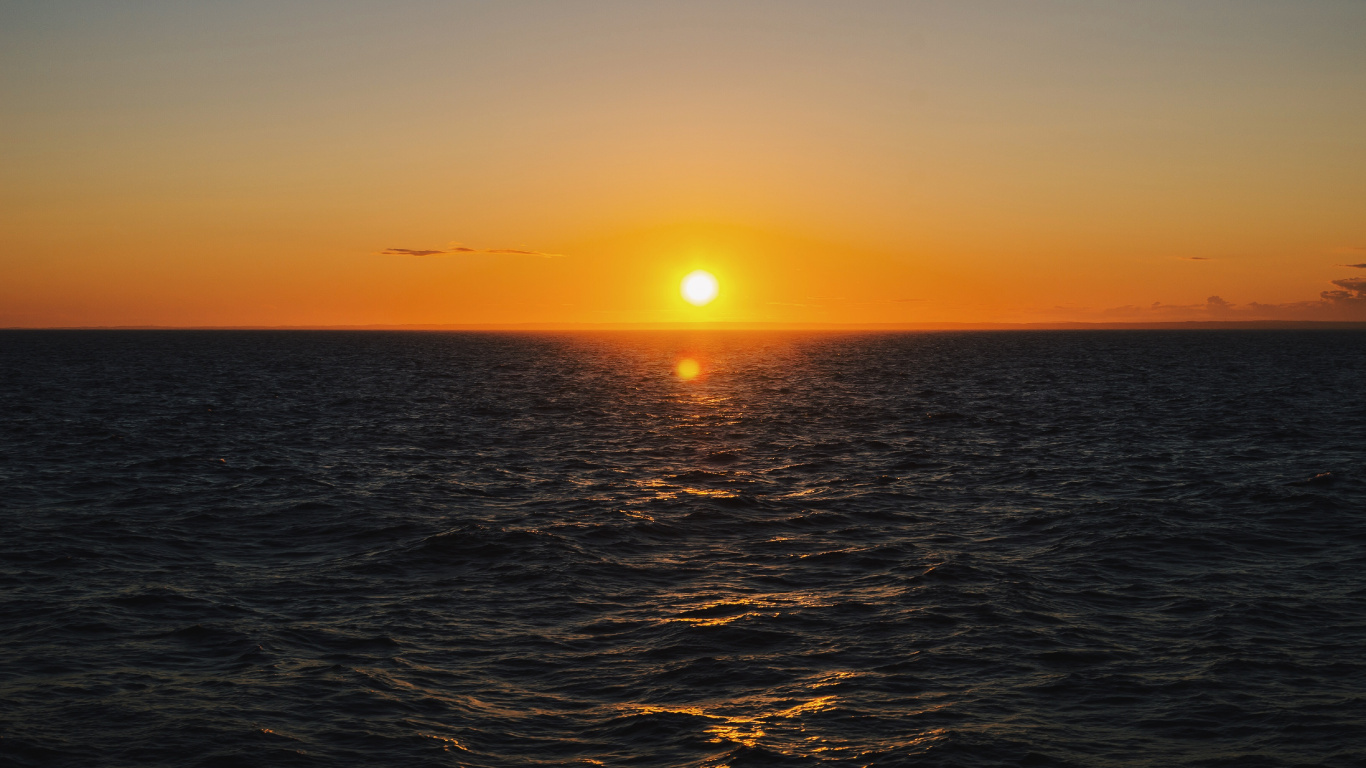 Обои закат, море, океан, восход солнца, горизонт в разрешении 1366x768