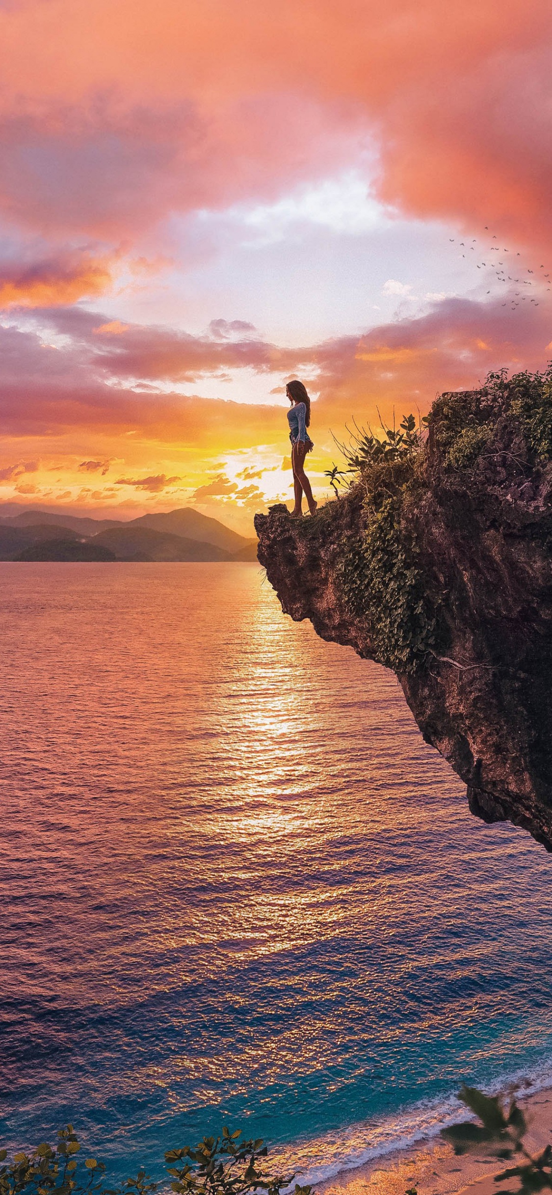 Обои побережье, закат, вода, облако, атмосфера в разрешении 1125x2436