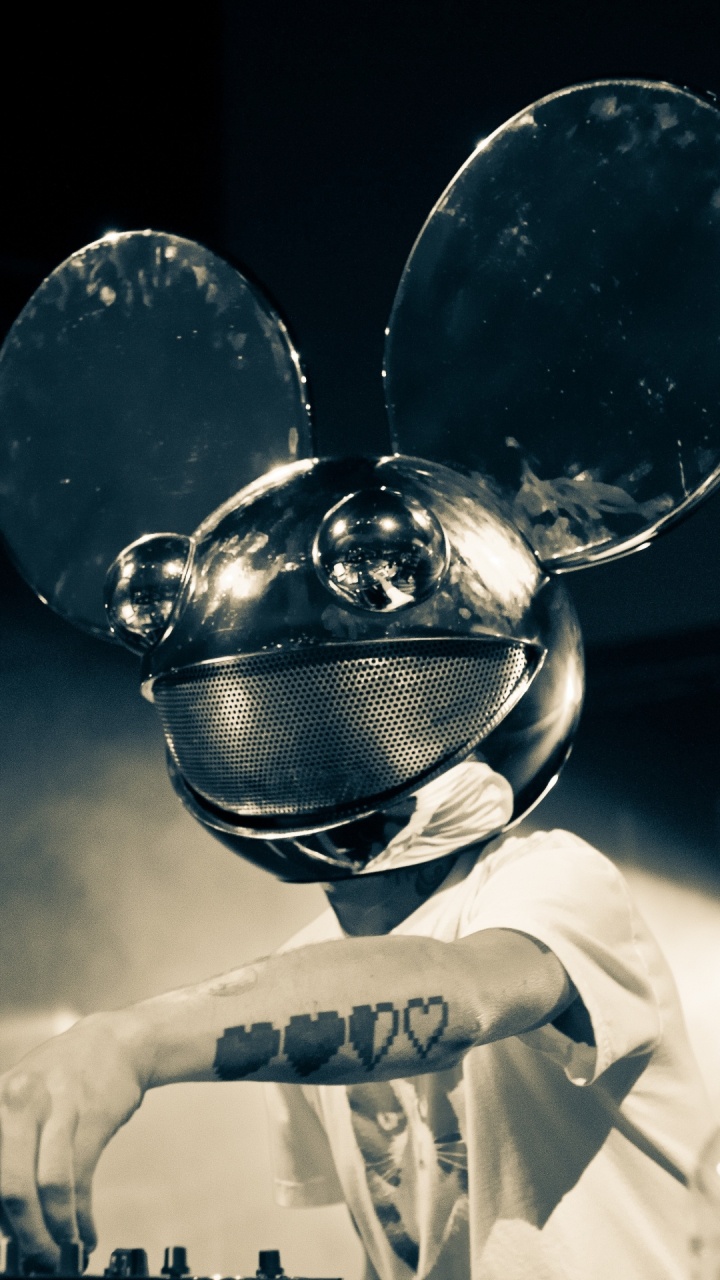 Обои космос, пространство, диск жокей, вода в разрешении 720x1280