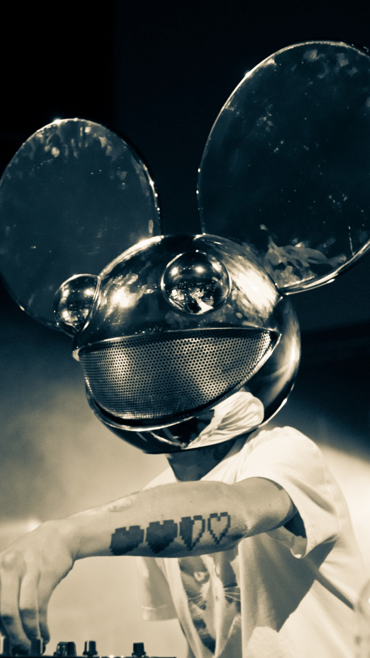 Обои космос, пространство, диск жокей, вода в разрешении 750x1334