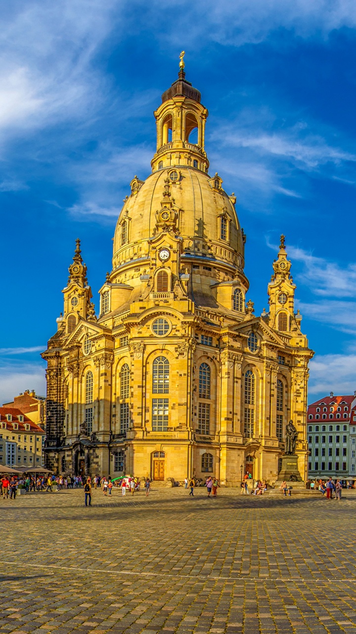 Обои достопримечательность, ориентир, город, здание, дневное время в разрешении 720x1280