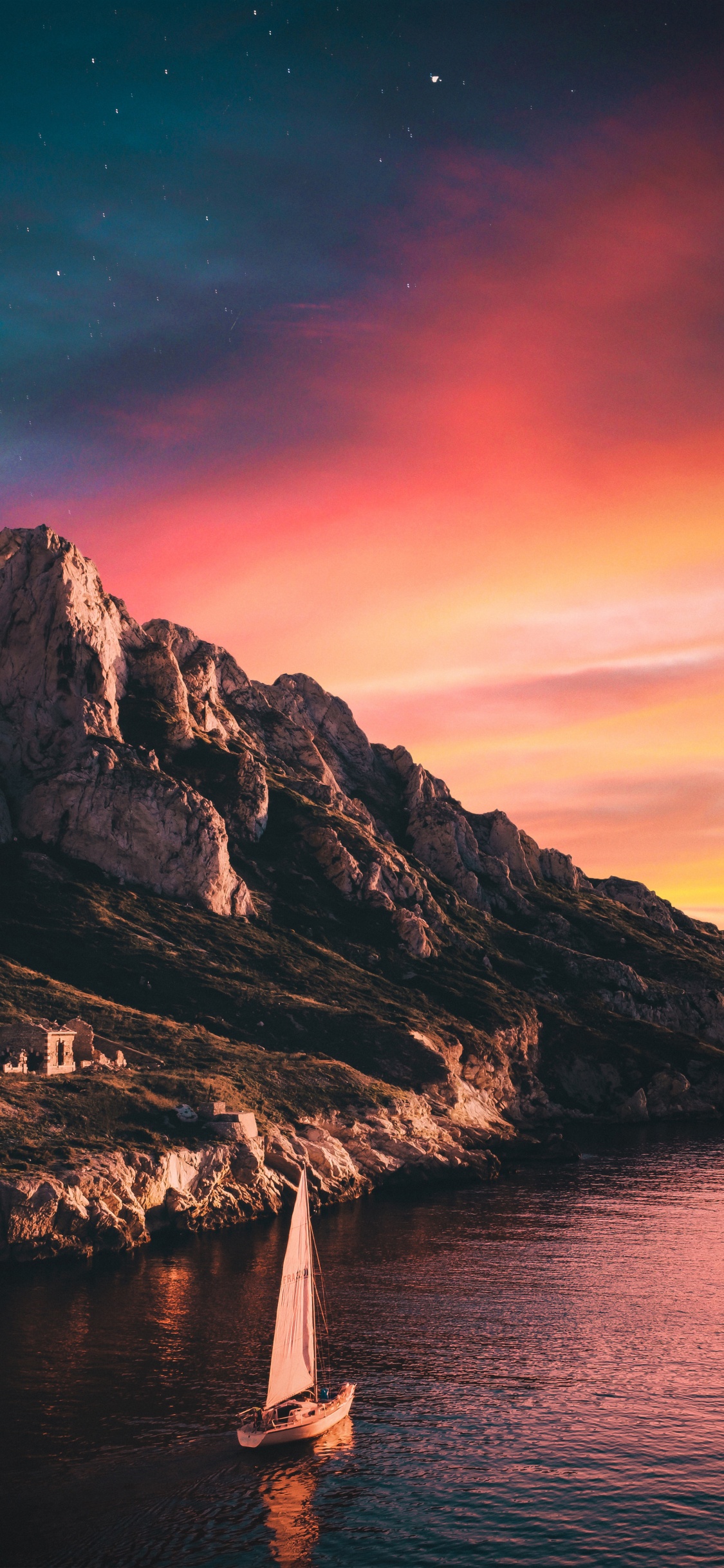 Обои Национальный парк Крикс, смородина, бухта моржиу, бухта сугитона, национальный парк в разрешении 1125x2436