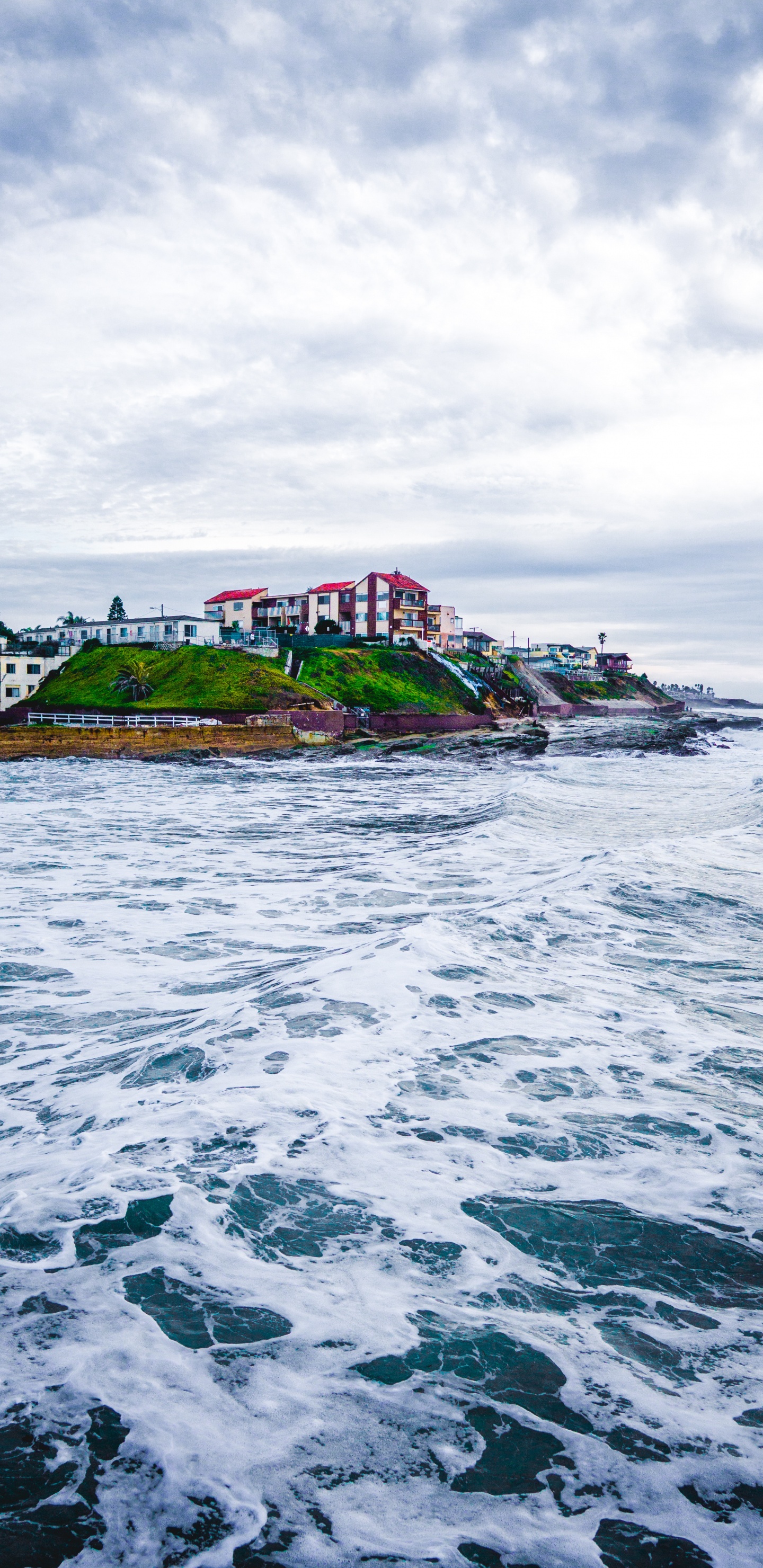 Обои побережье, море, водоем, вода, океан в разрешении 1440x2960