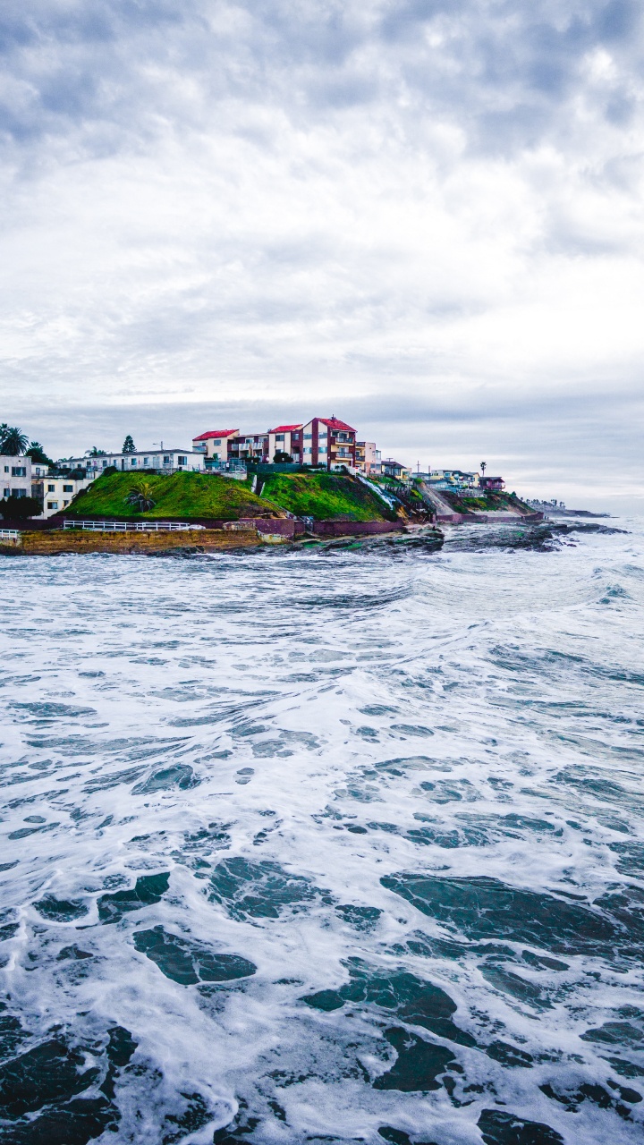 Обои побережье, море, водоем, вода, океан в разрешении 720x1280