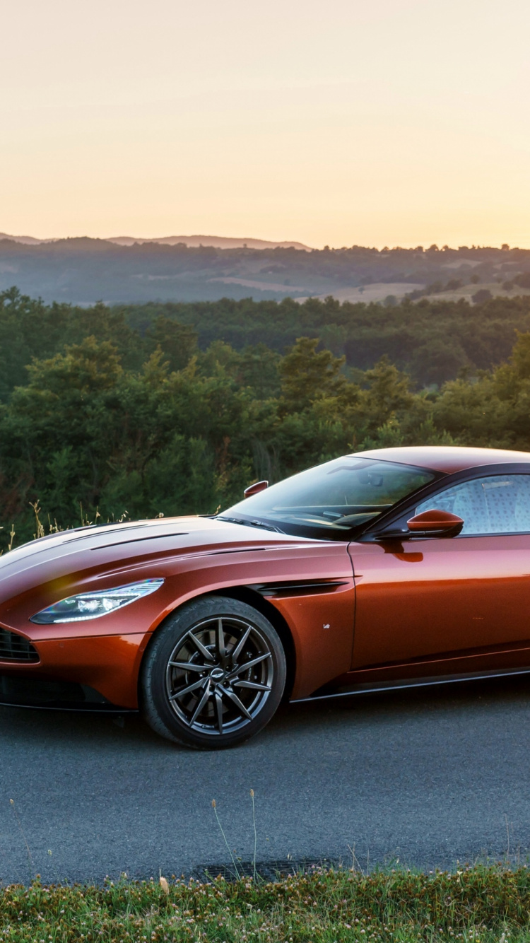 Обои 2017 Астон Мартин DB11, Астон Мартин, Астон Мартин дбс, авто, спорткар в разрешении 750x1334