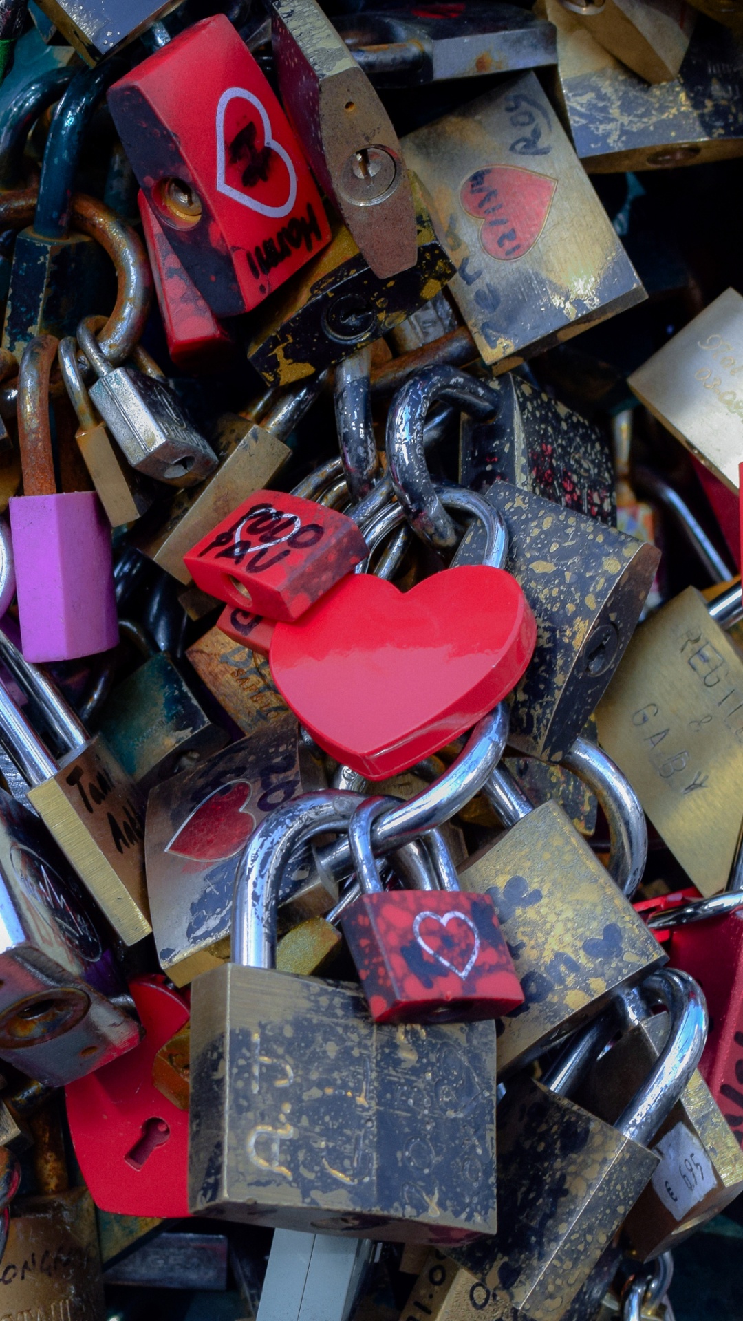 Обои клочок, материальное свойство, замок навесной, пластик, металл в разрешении 1080x1920