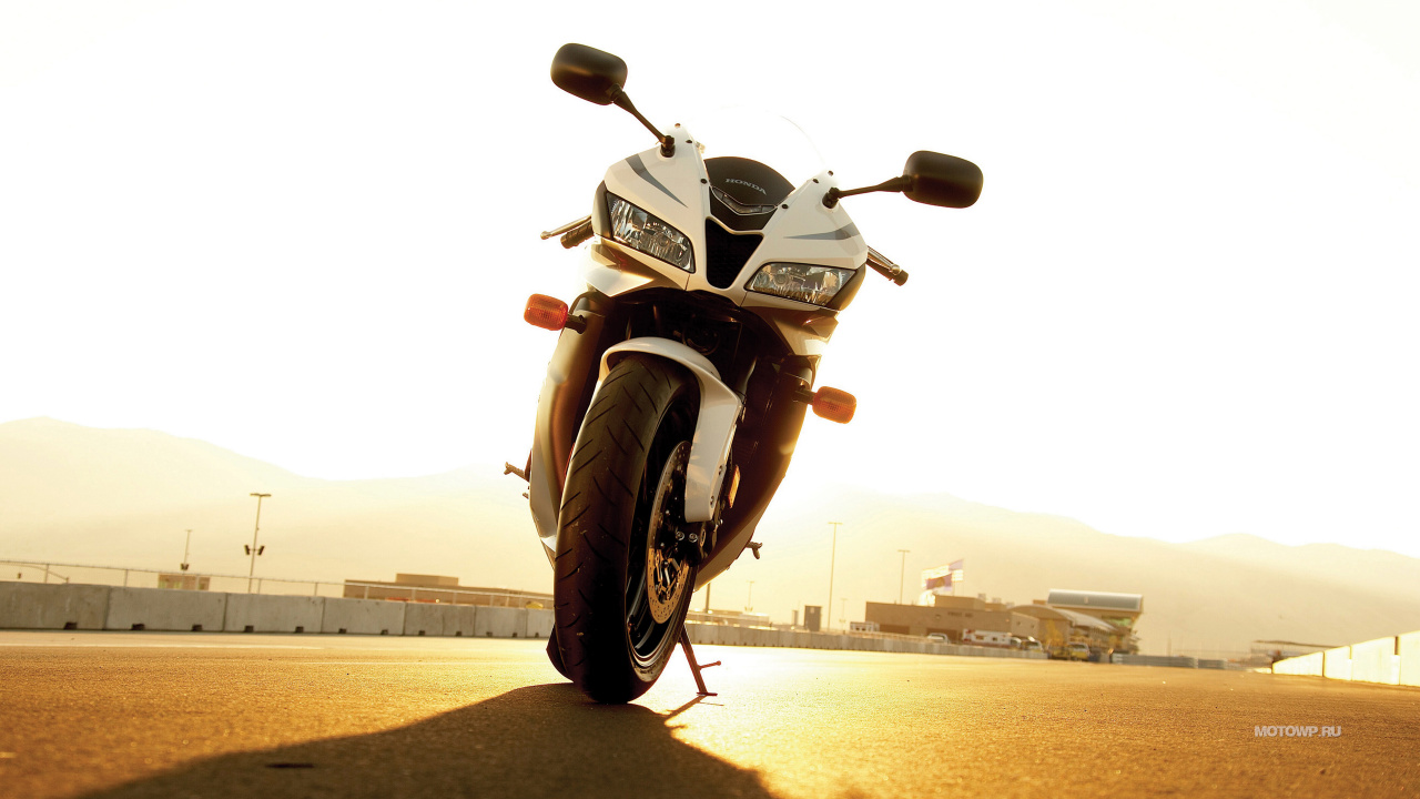 Обои Honda Motor Company, мотоцикл, спортивный мотоцикл, авто, мотоспорт в разрешении 1280x720