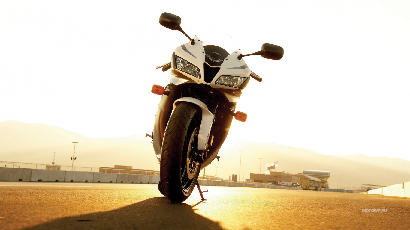 Обои Honda Motor Company, мотоцикл, спортивный мотоцикл, авто, мотоспорт в разрешении 1366x768