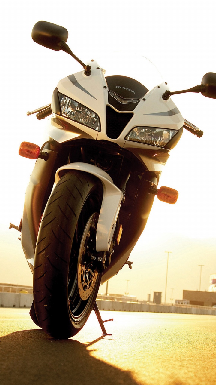 Обои Honda Motor Company, мотоцикл, спортивный мотоцикл, авто, мотоспорт в разрешении 720x1280