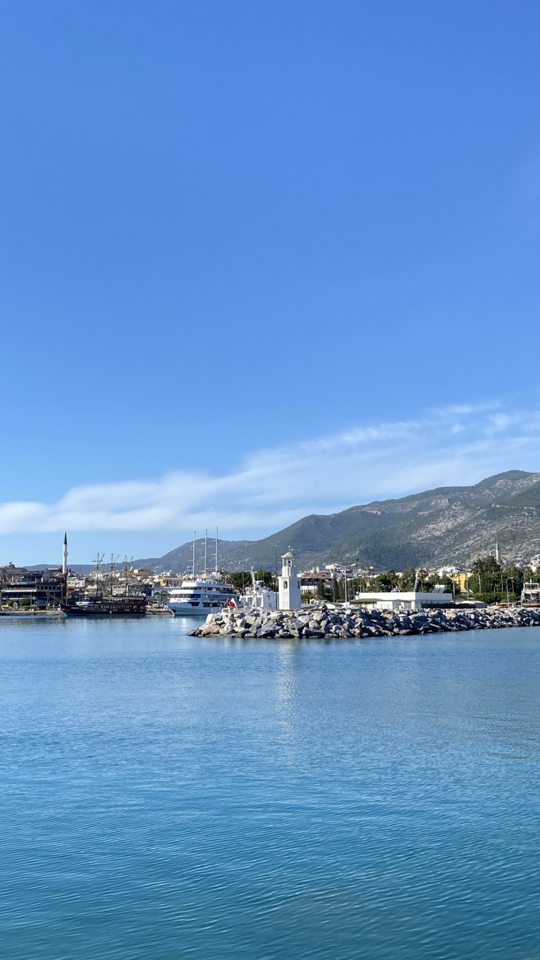 Обои море, вода, облако, озеро, Банк в разрешении 1080x1920