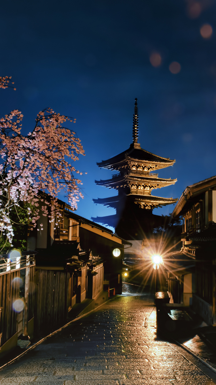 Обои Япония, освещение, облако, древесина, дорожное покрытие в разрешении 750x1334