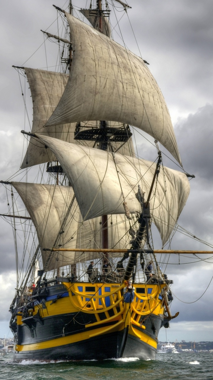 Обои корабль, парусник, лодка, высокий корабль, флагман в разрешении 720x1280