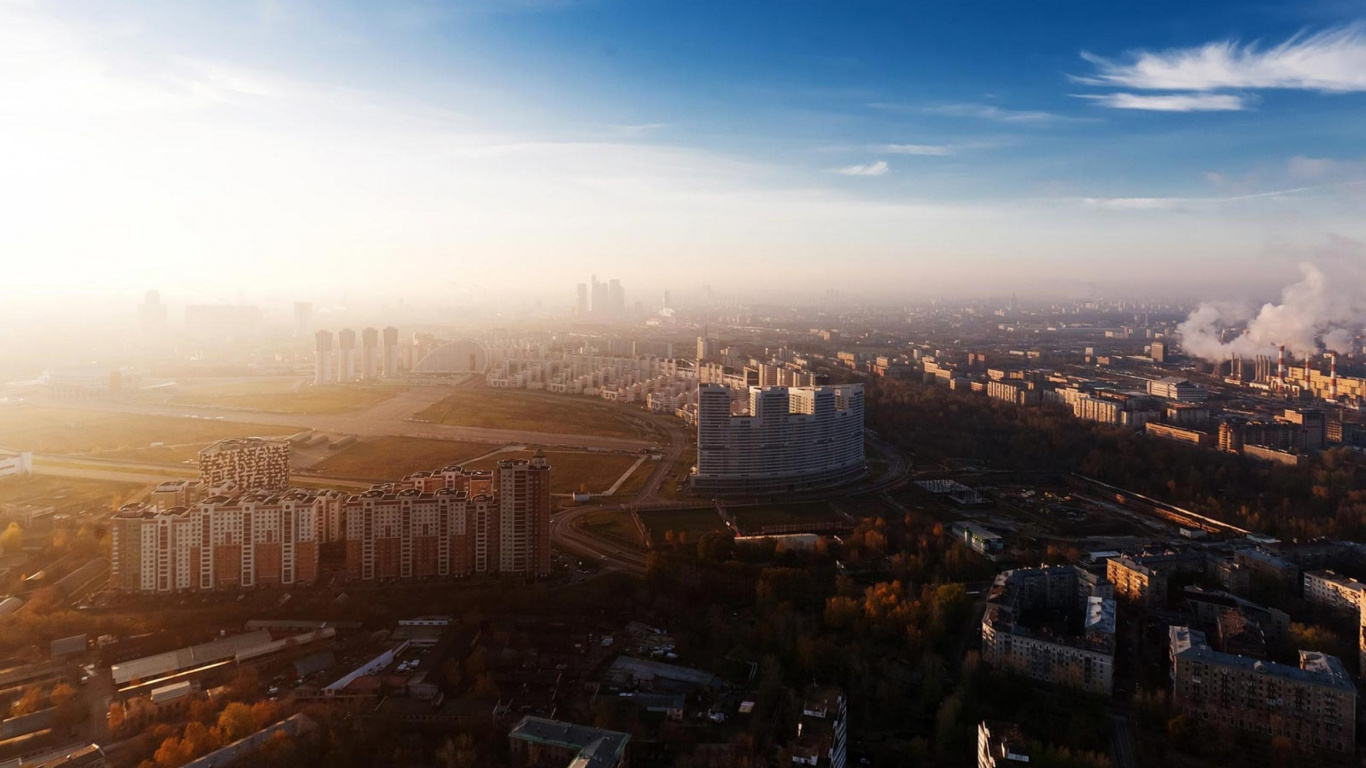 Обои городской пейзаж, городской район, город, облако, Москва в разрешении 1366x768