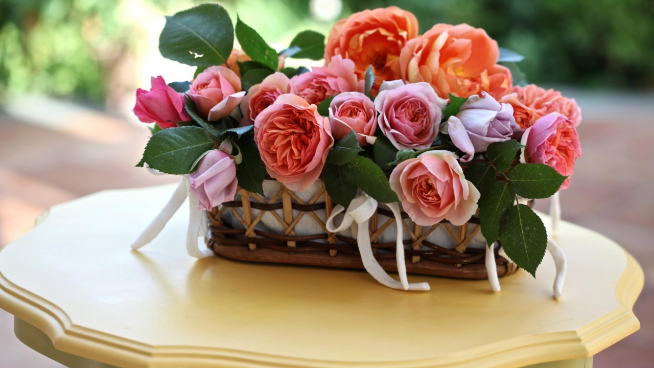 Обои таблица, цветочный букет, сад роз, растение, флористики в разрешении 1280x720